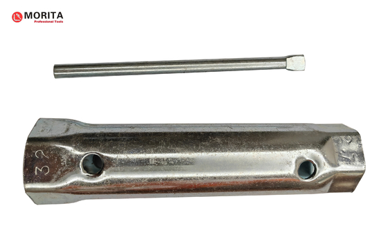 Clé de contre-écrou de robinet vis en acier galvanisée de 24/27mm, de 27/32mm et de 46/50mm le contre-écrou argenté