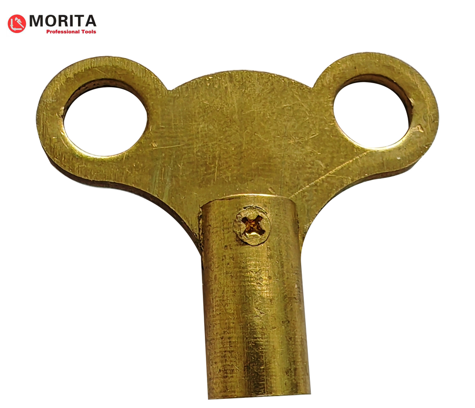 Outils de plomberie La clé de sanglage en laiton solide Le radiateur de sanglage en laiton s'adapte à la plupart des systèmes de chauffage de radiateurs au Royaume-Uni.